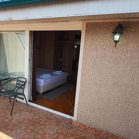 Premier Hotel Szkopje Kültér fotó